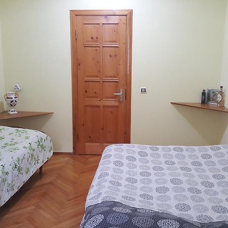 Guest House Lazuri Sarpi Exterior photo