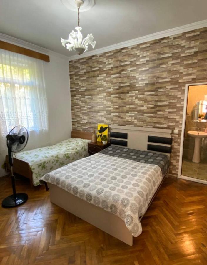 Guest House Lazuri Sarpi Exterior photo