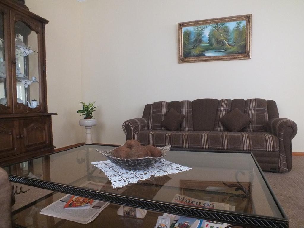 Guest House Lazuri Sarpi Exterior photo