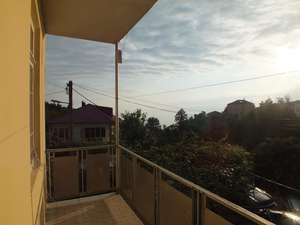 Guest House Lazuri Sarpi Exterior photo